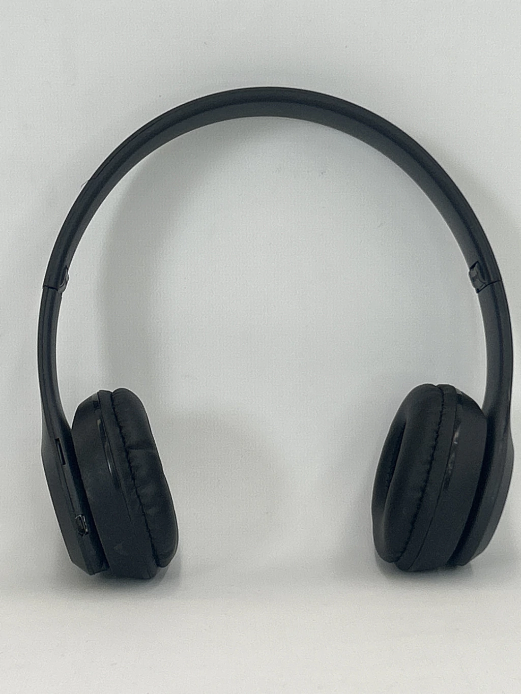 HEADPHONES P47 Calidad AAA(Negro)